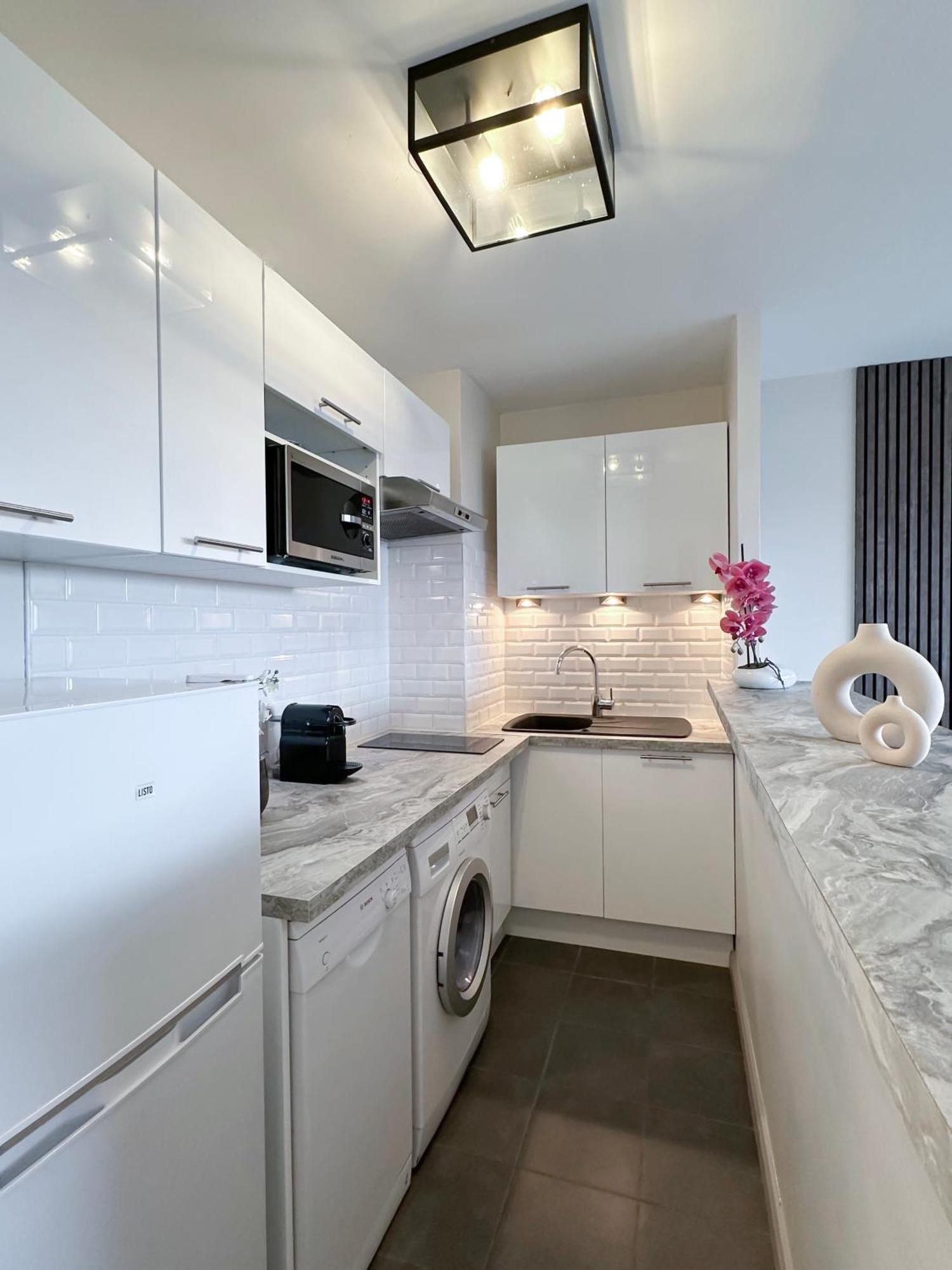 Beautiful Panoramic Terraced Studio In Париж Экстерьер фото